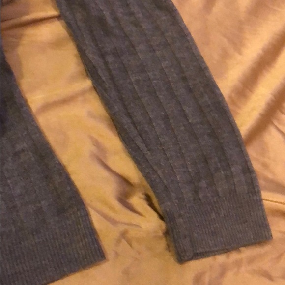 New York and Company gray sweater - Picture 5 of 5